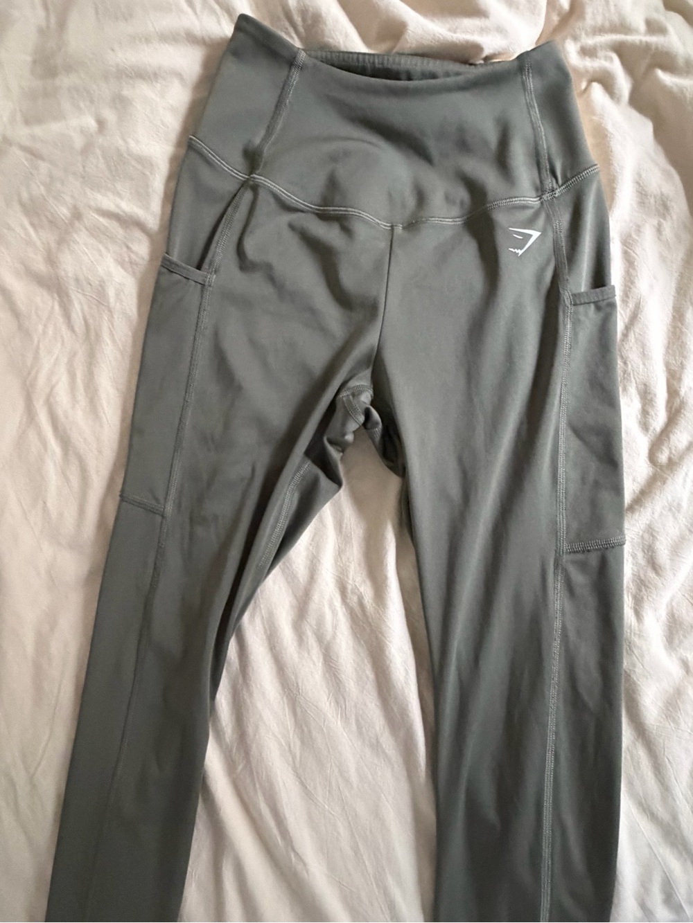 Gymshark High-Waist Green Active Leggings with Side Pockets
